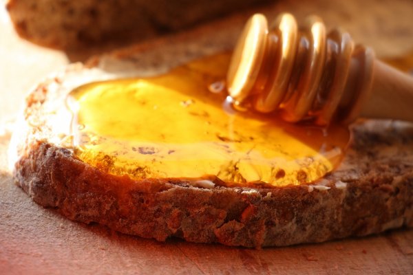 Arı Ekmeği (Perga): Son Zamanların En Gözde Vitamin Deposu
